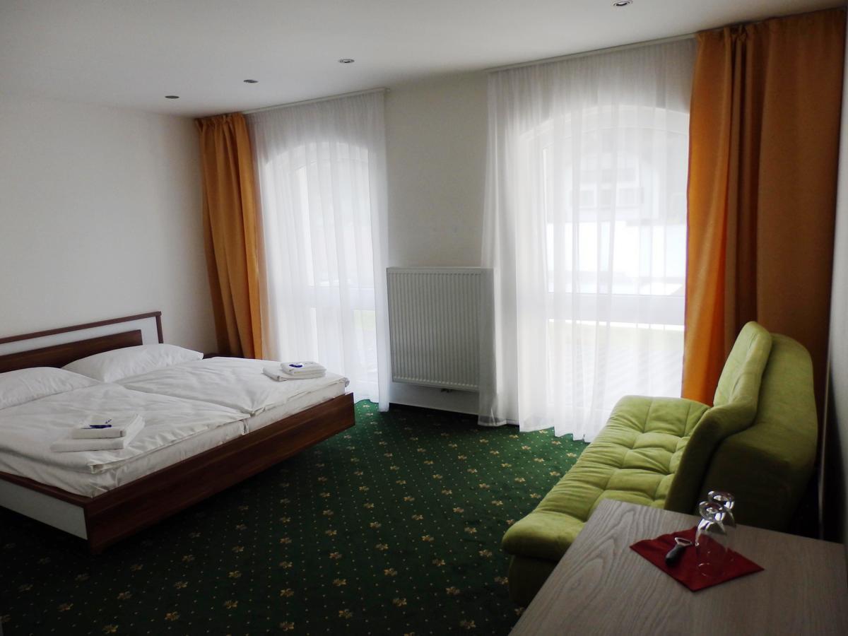 Hotel Rezidence Holsin Holsiny Exterior foto
